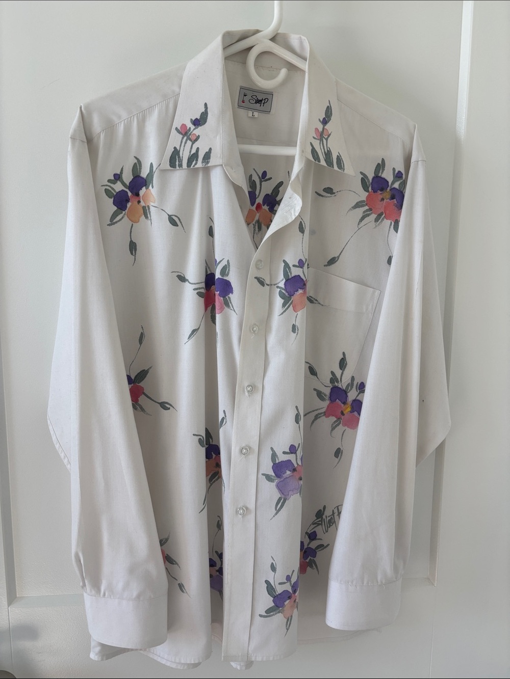 White Floral Button-Up Shirt - woman’s